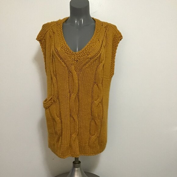 Handmade Cable Knit V-Neck Sleeveless Sweater Vest Size XL - Picture 1 of 11
